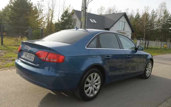 Audi A4 cena 44700 przebieg: 196478, rok produkcji 2011 z Nowogrodziec małe 631